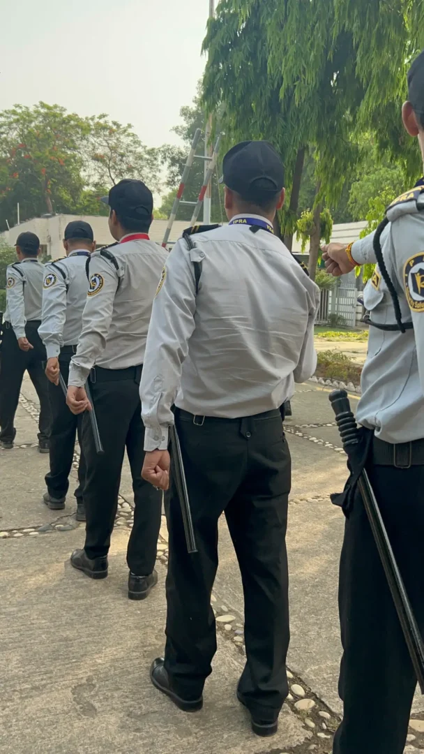 Effective Ways Security Guards Can Prevent Workplace Violence